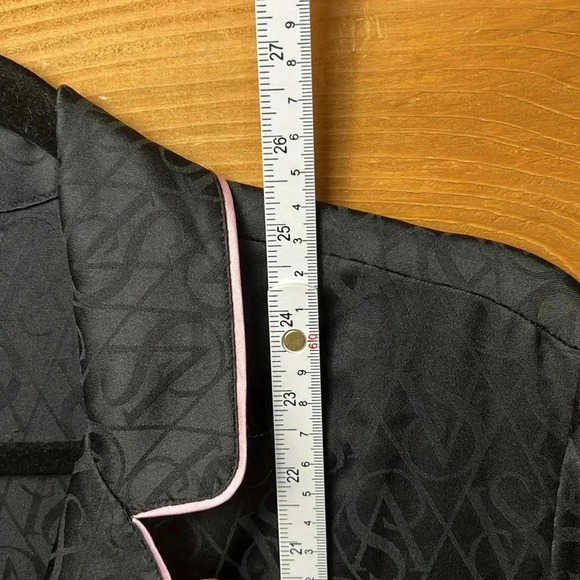 Victoria’s Secret women’s pajama top satin field long sleeve‎ button BLACK PINK - Picture 6 of 7